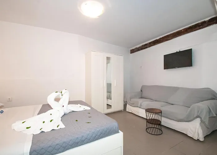 Valia - Old Town Apartamento