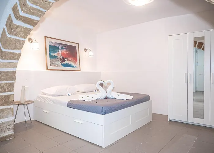 Valia - Old Town Apartamento *